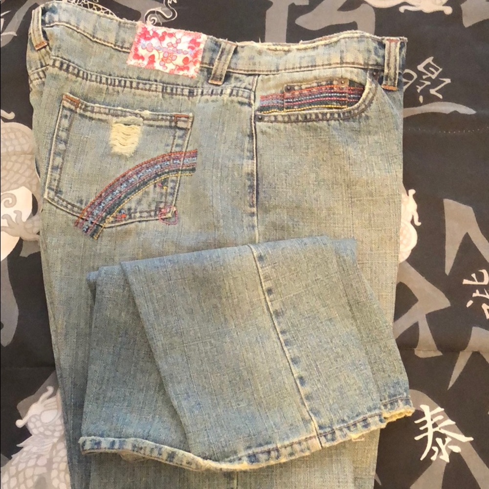 Wide legged jeans
